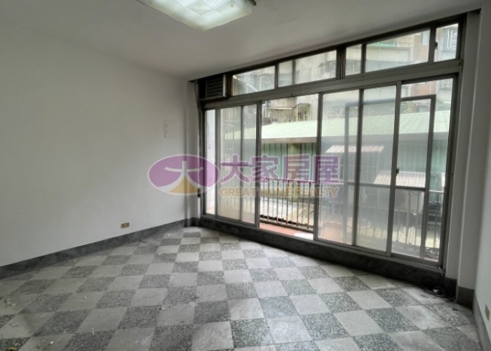 出售🏠土城中正路│土城站稀有透天📌 0933-739959⭐李忠政大家房屋⭐