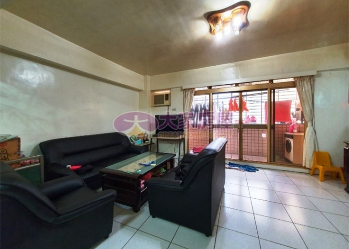 出售🏠土城中央路│捷運電梯大三房📌 0933-739959⭐李忠政大家房屋⭐