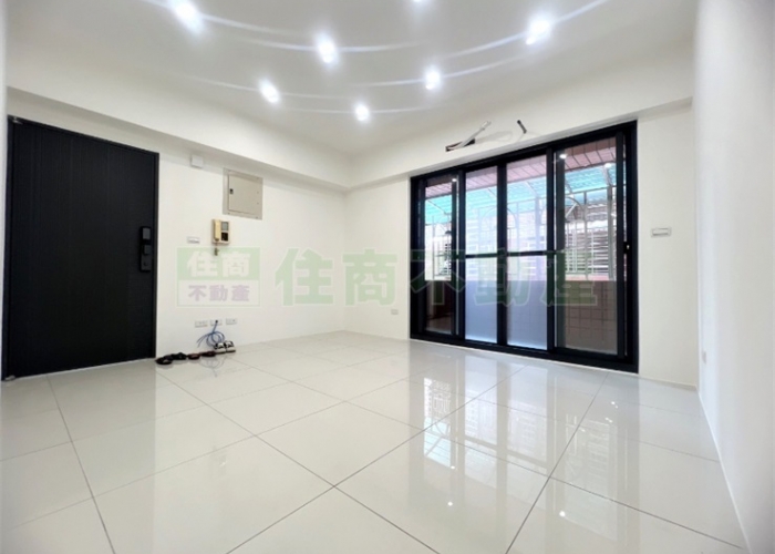 出售🏠土城明德路│重劃區旁裝潢正2房📌 0933-739959⭐李忠政大家房屋⭐