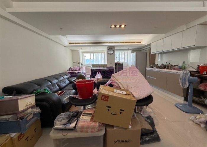 出售🏠土城中央路．良辰吉市悅色兩房車位📌 0933-739959⭐李忠政大家房屋⭐