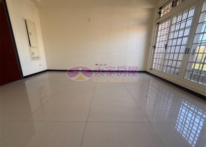 出售🏠土城區中央路．富耀中央四房車📌 0933-739959⭐李忠政大家房屋⭐