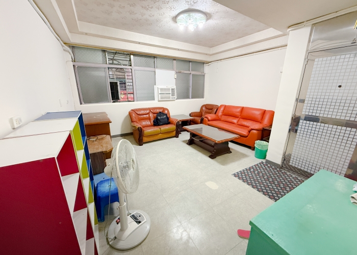 出售🏠土城裕生路．海山捷運二樓 📌 0933-739959⭐李忠政大家房屋⭐