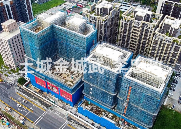 出售🏠土城金城路．有富富玉景觀可朔兩房車A📌 0933-739959⭐李忠政大家房屋⭐